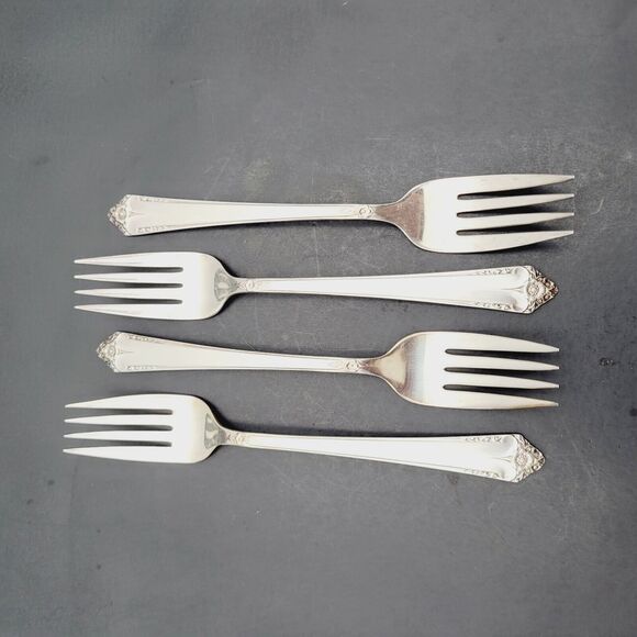 Set 4 Rogers STARLIGHT 50's International Reinforced Plate Flatware Salad Fork - Picture 7 of 8